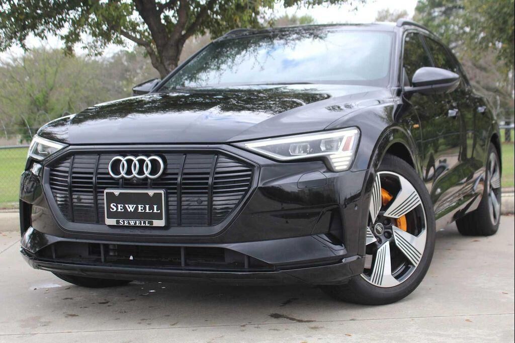 2023 AUDI e-tron