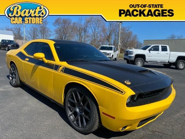 2017 DODGE Challenger