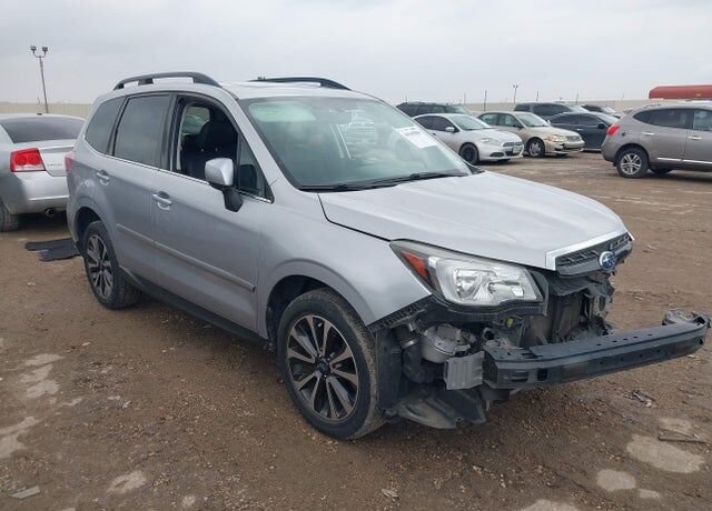 2017 SUBARU Forester