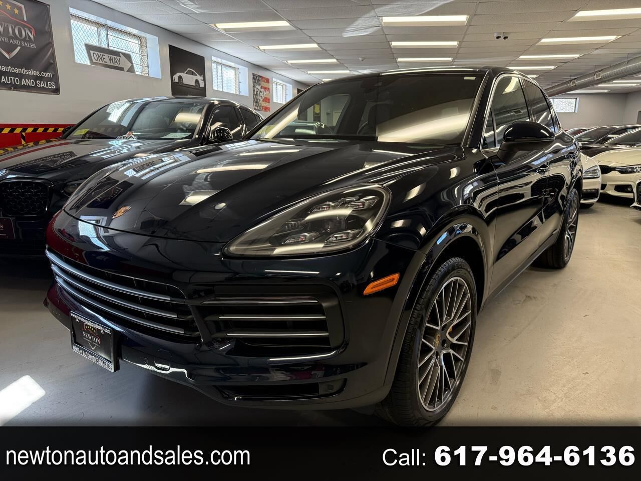 2022 PORSCHE Cayenne