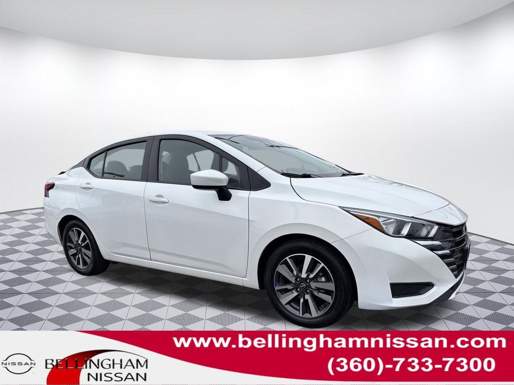 2023 NISSAN Versa