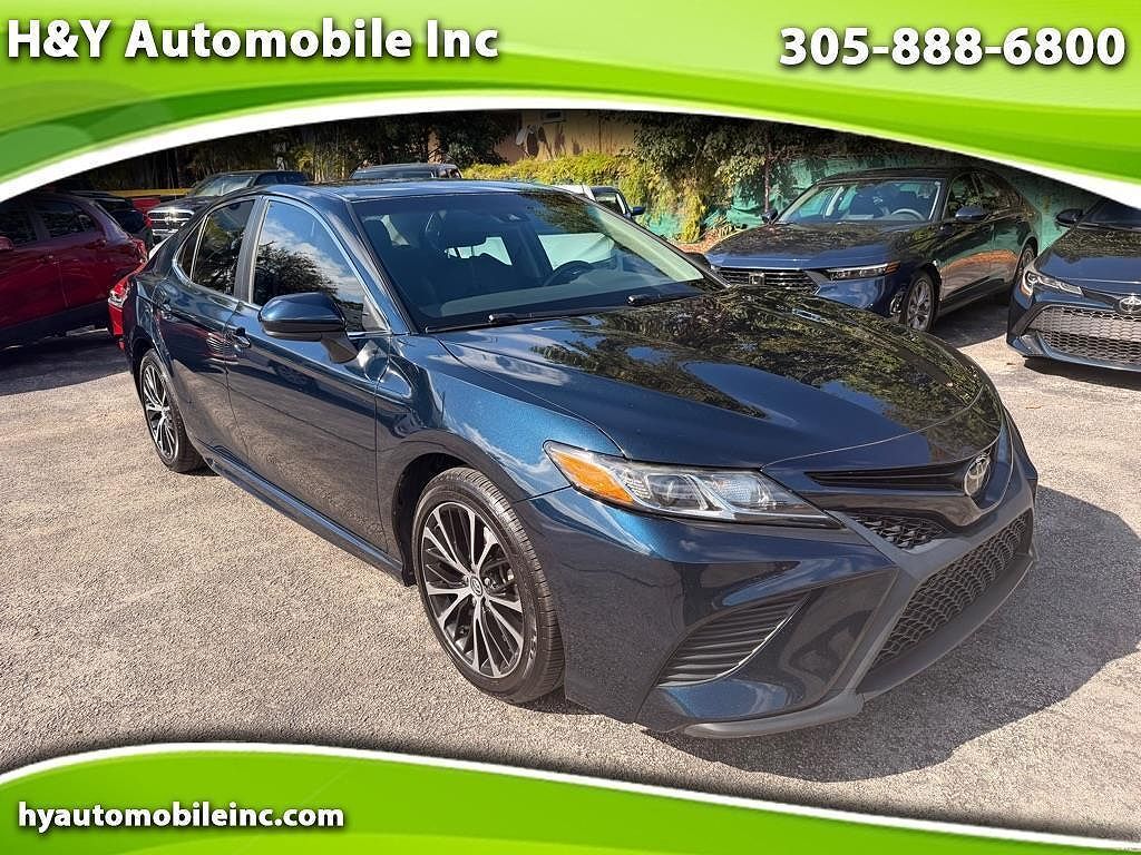 2018 TOYOTA Camry