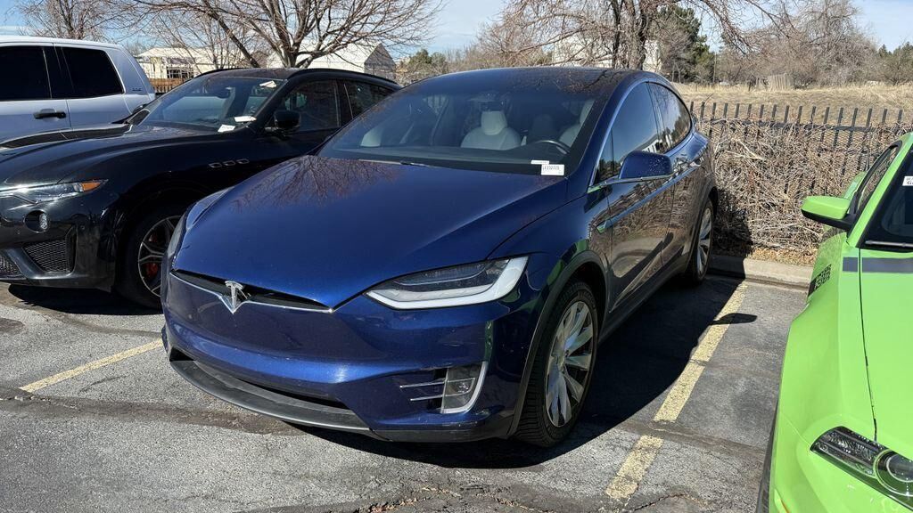 2020 TESLA Model X