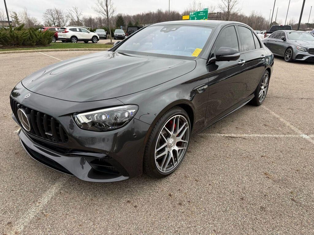 2023 MERCEDES-BENZ E-Class