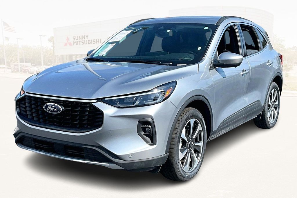 2024 FORD Escape