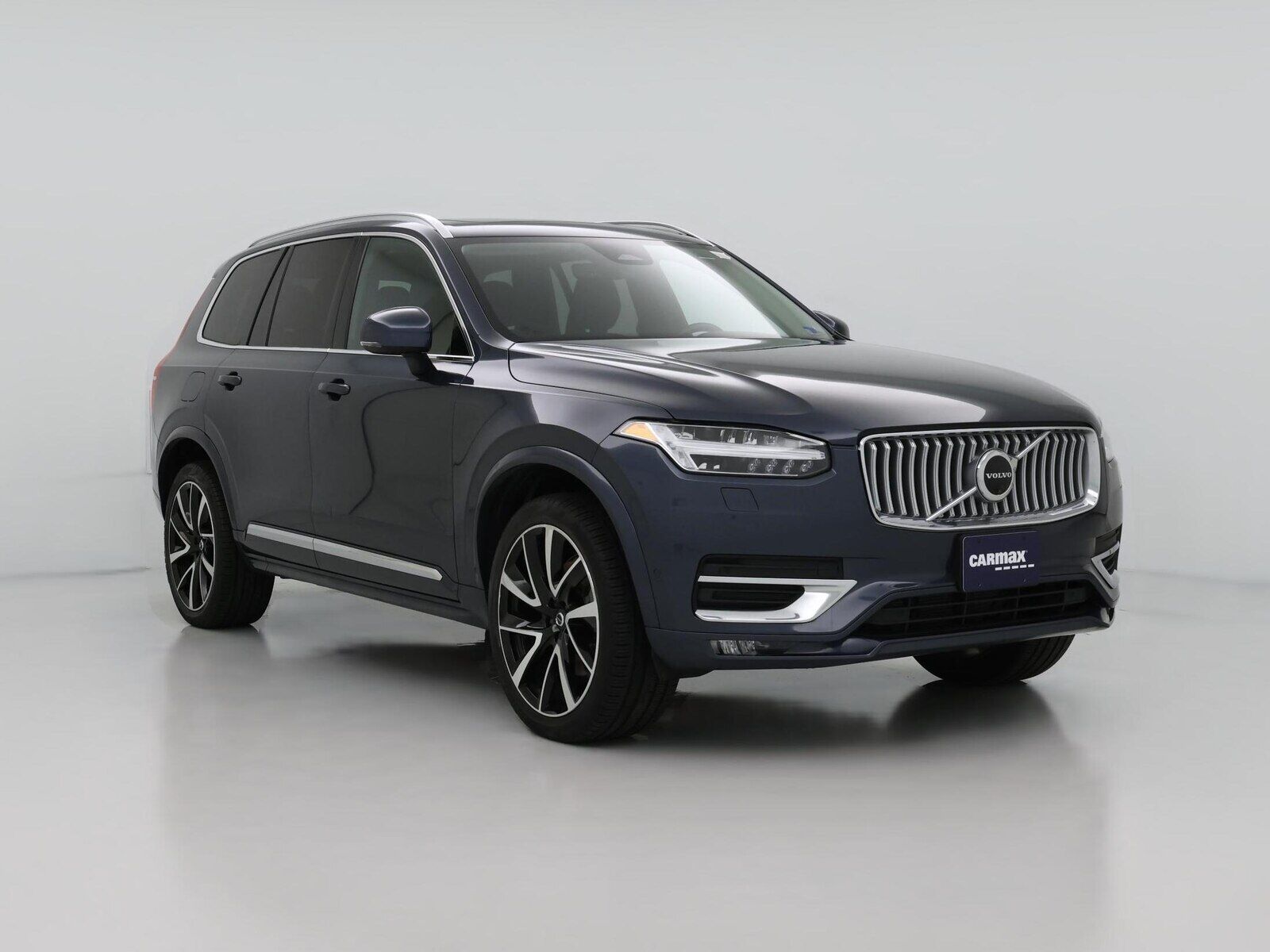 2023 VOLVO XC90