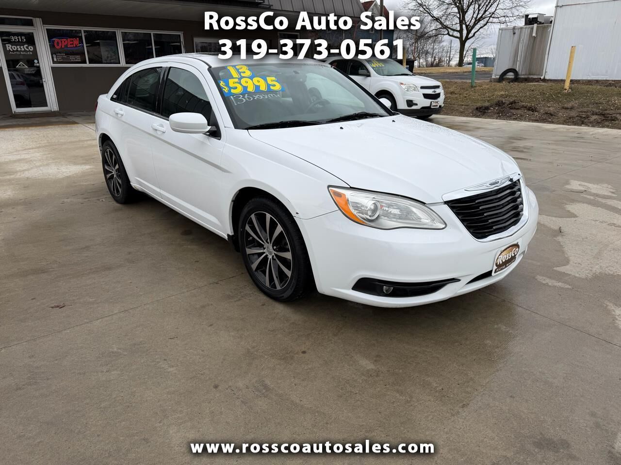 2013 CHRYSLER 200