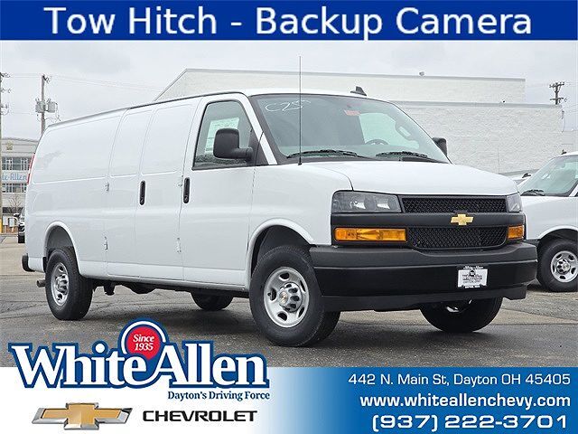 2026 CHEVROLET Express