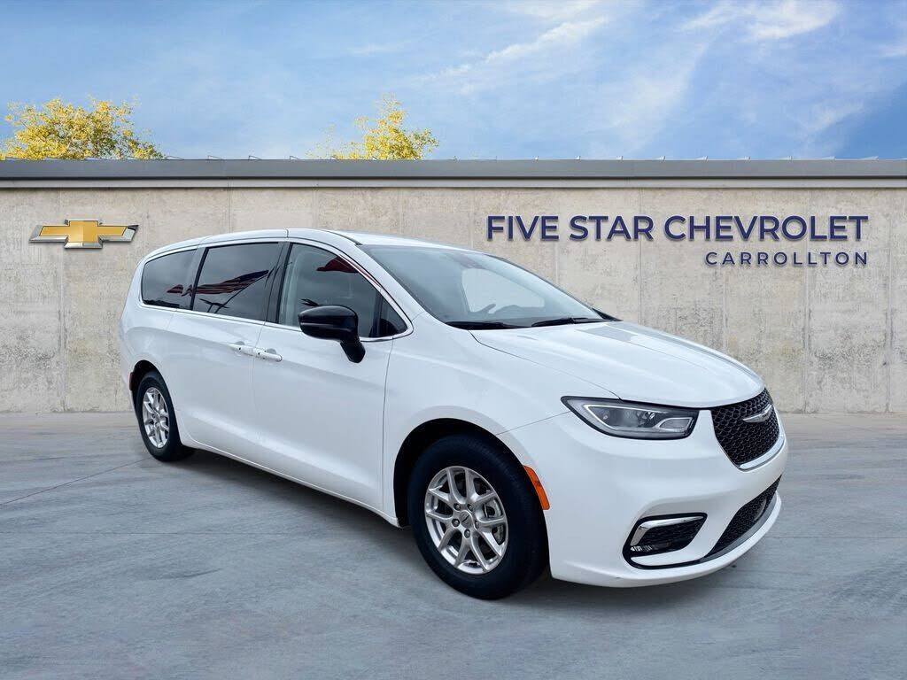 2024 CHRYSLER Pacifica