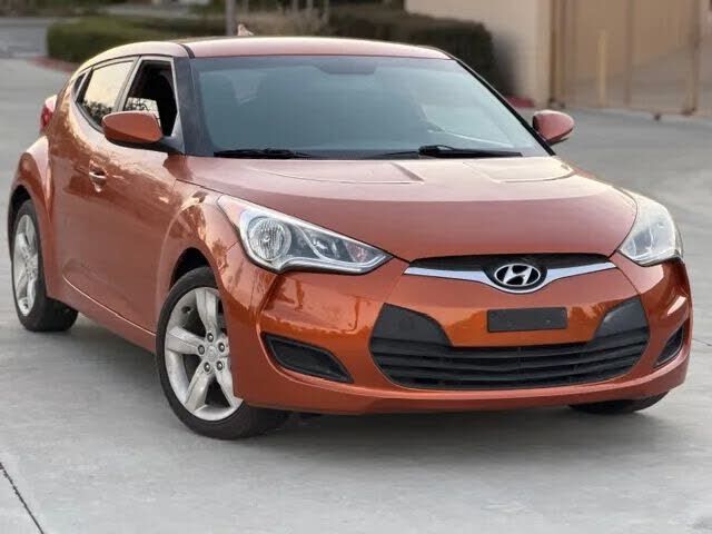 2013 HYUNDAI Veloster