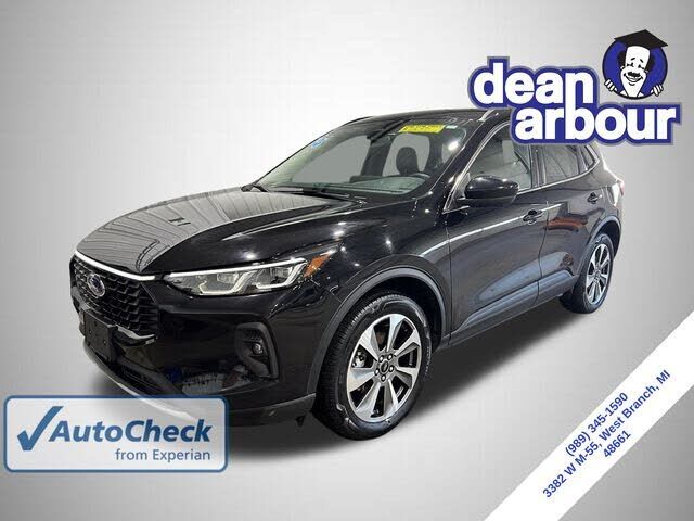 2024 FORD Escape