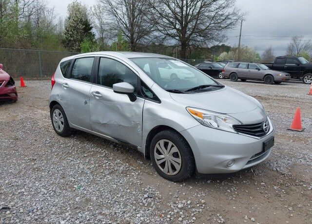 2015 NISSAN Versa