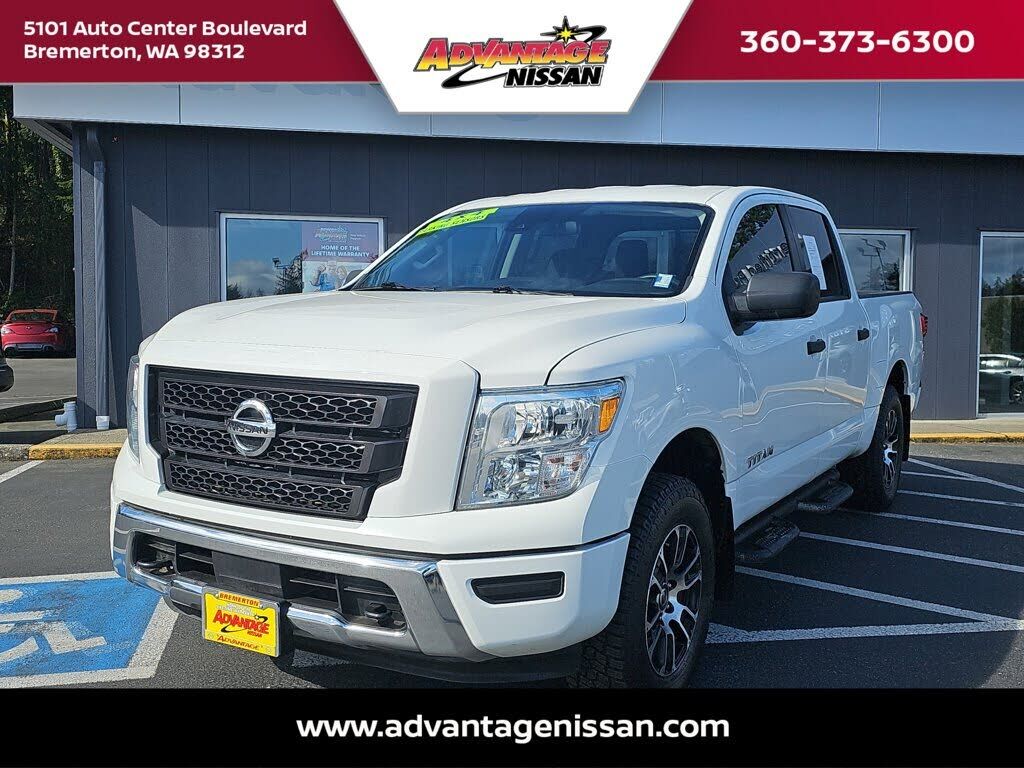 2022 NISSAN Titan