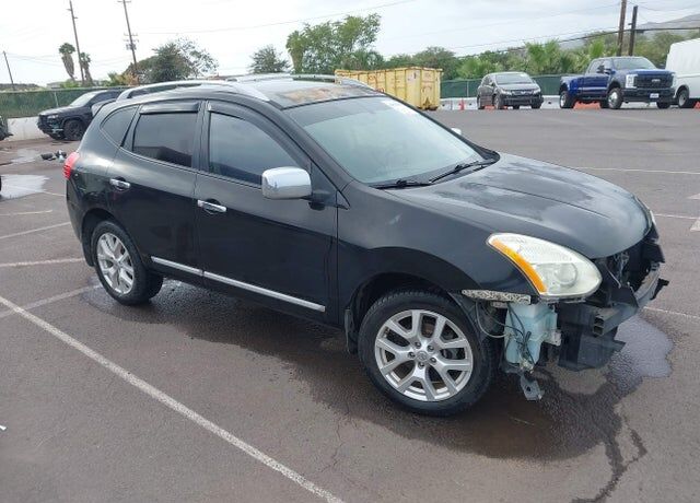 2011 NISSAN Rogue