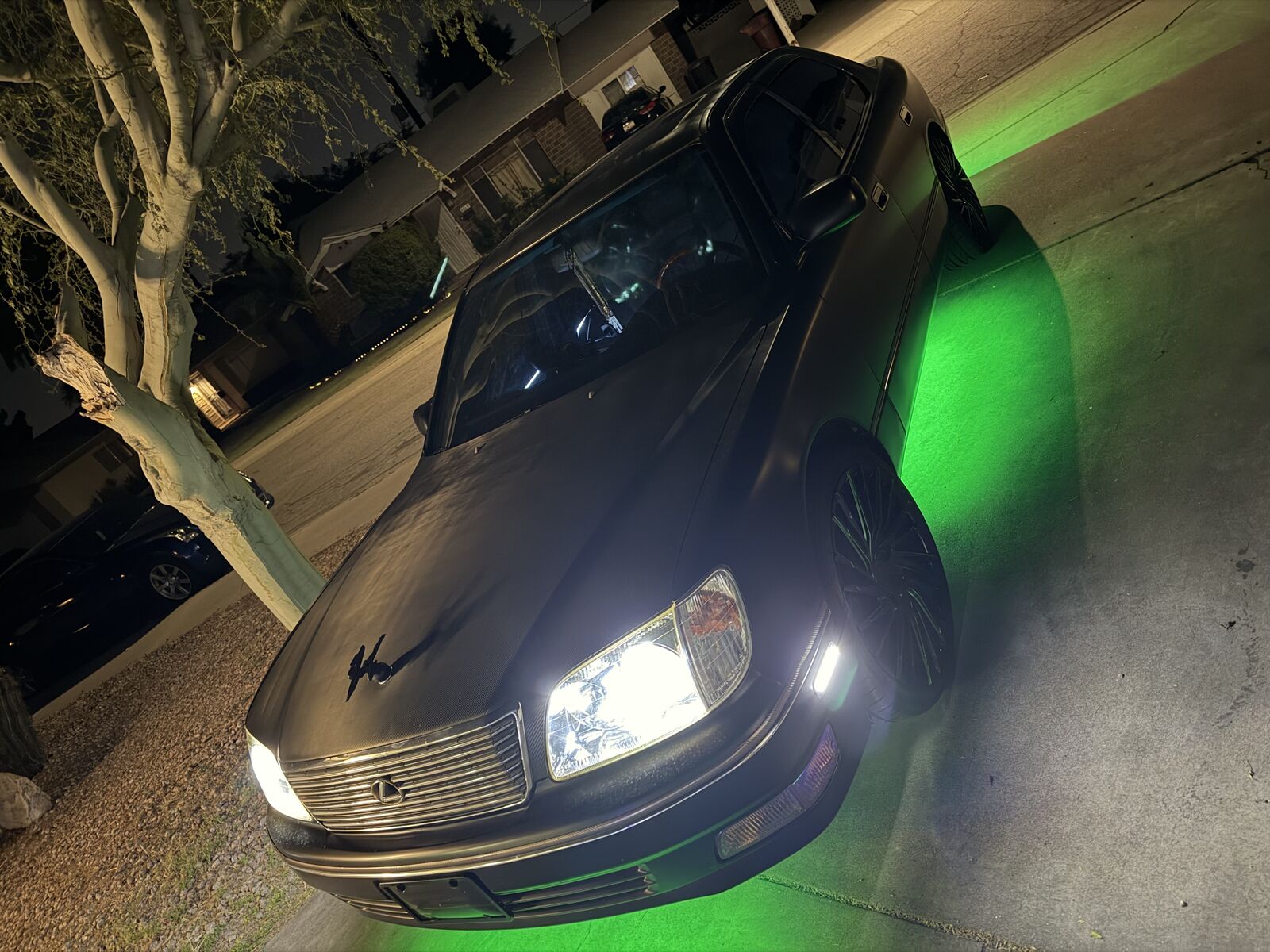 Lexus LS