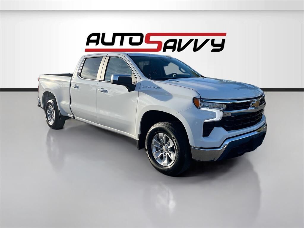 2025 CHEVROLET Silverado