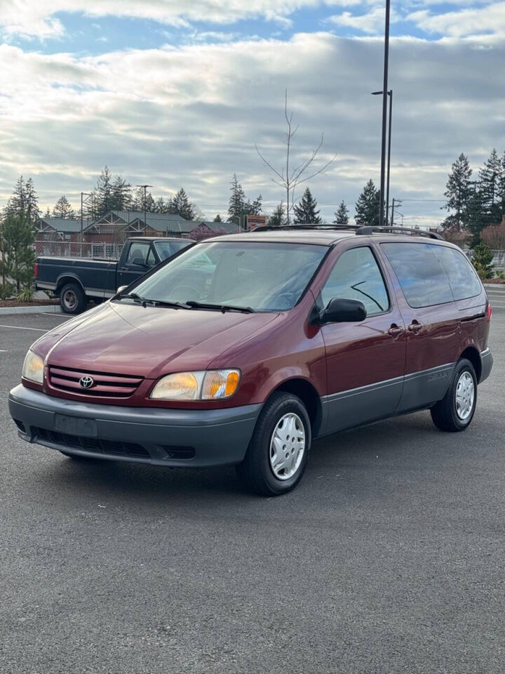 2002 TOYOTA Sienna