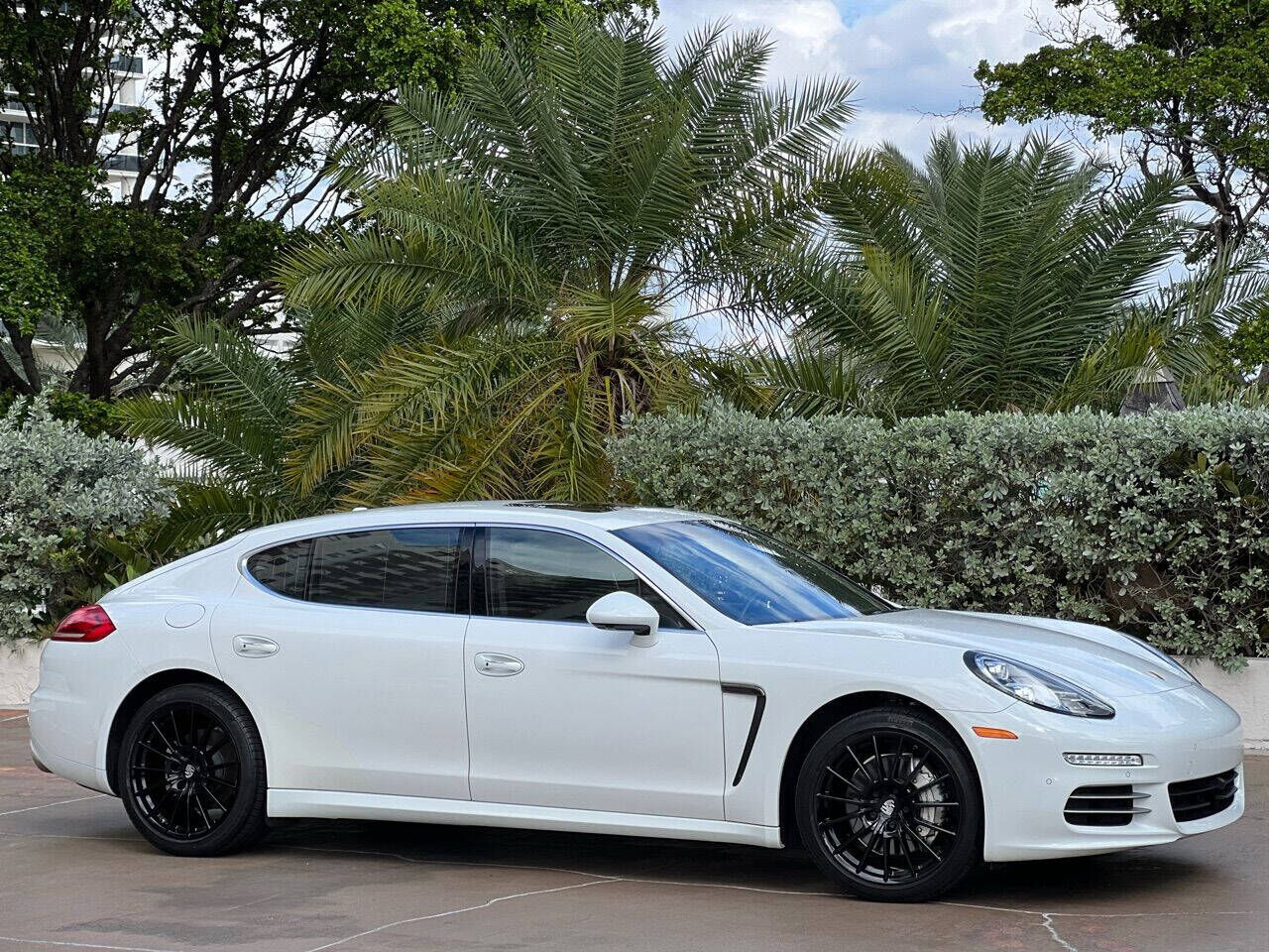 2014 PORSCHE Panamera