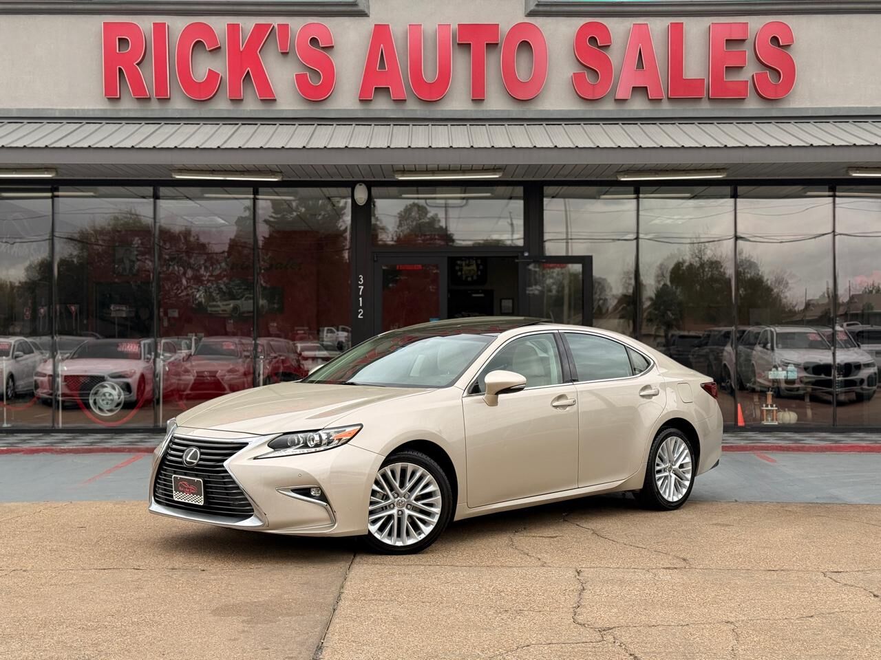 2018 LEXUS ES