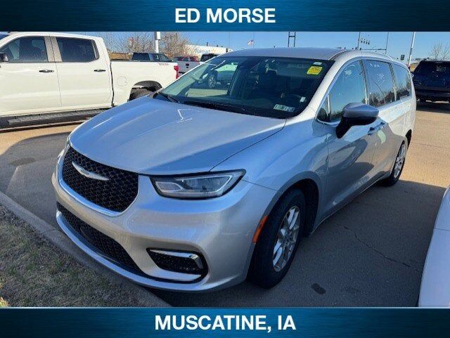 2023 CHRYSLER Pacifica