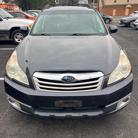 2011 SUBARU Outback