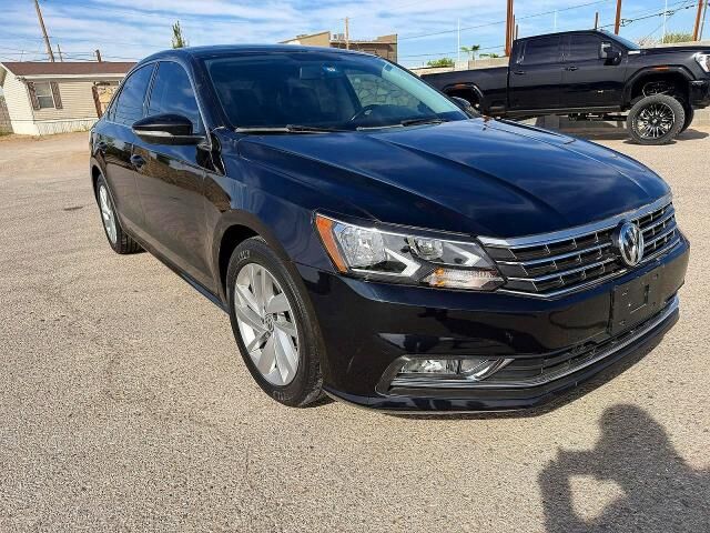 2018 VOLKSWAGEN Passat