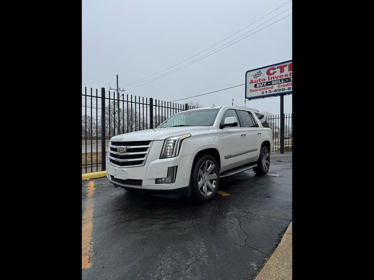 2017 CADILLAC Escalade