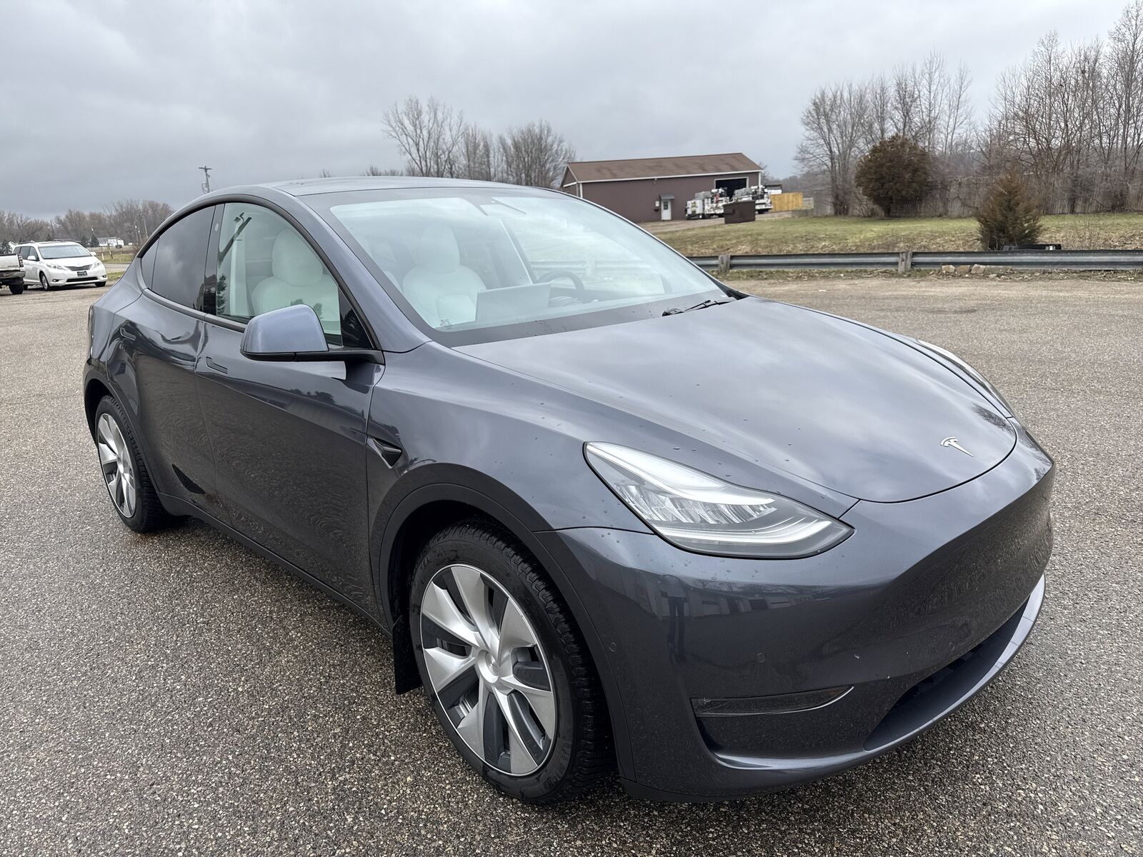 2021 TESLA Model Y