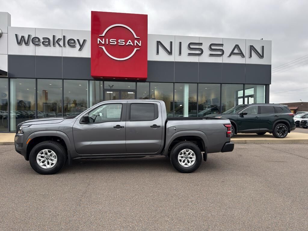 2026 NISSAN Frontier