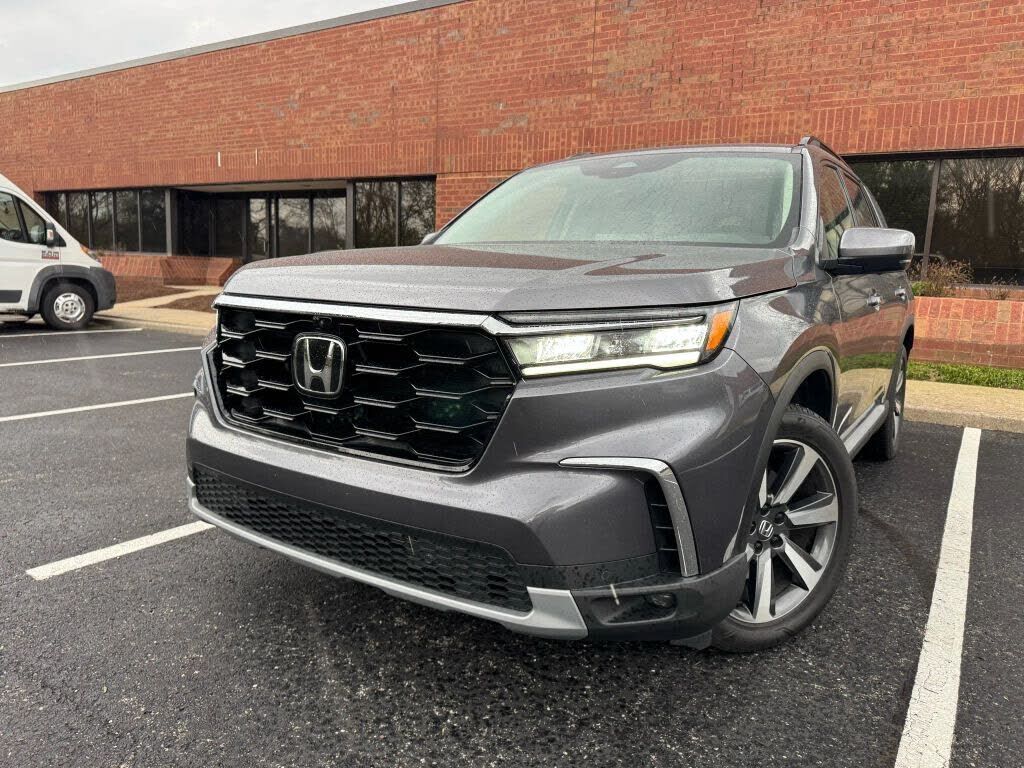 2023 HONDA Pilot