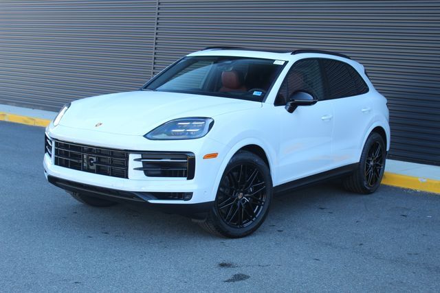 2026 PORSCHE Cayenne