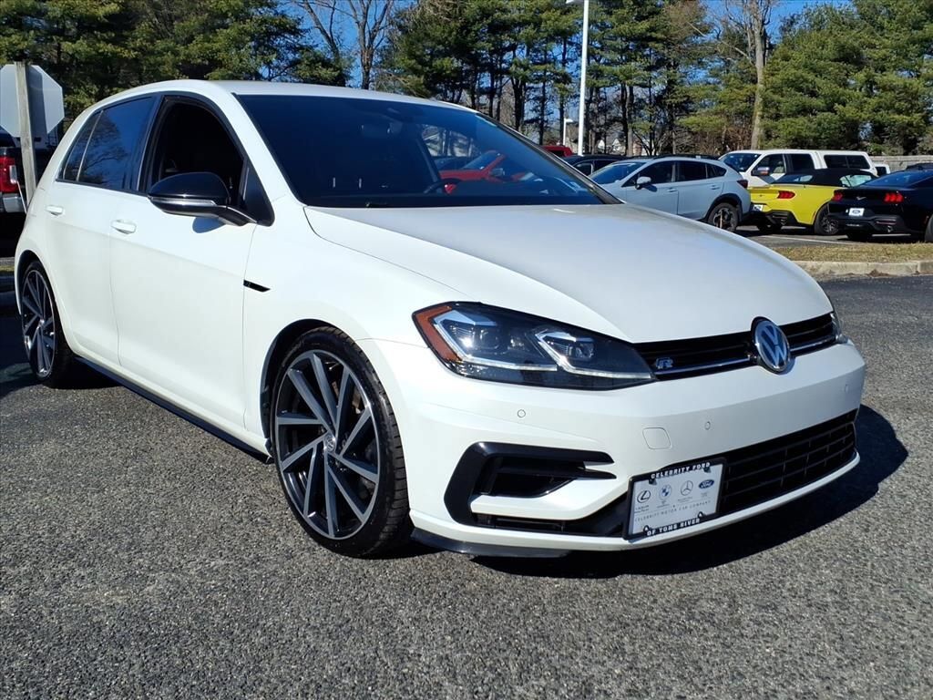 2018 VOLKSWAGEN Golf R