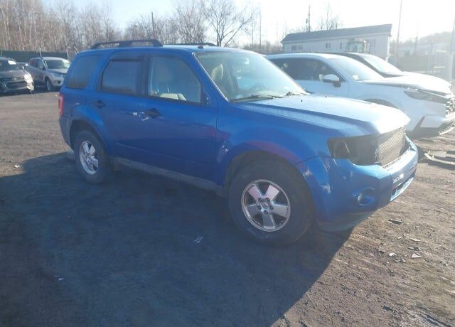 2011 FORD Escape