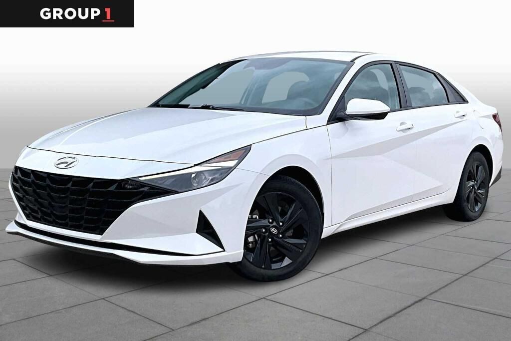 2023 HYUNDAI Elantra