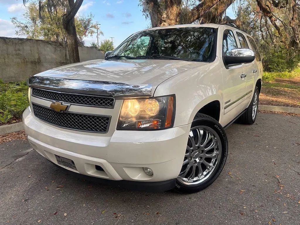 2013 CHEVROLET Tahoe