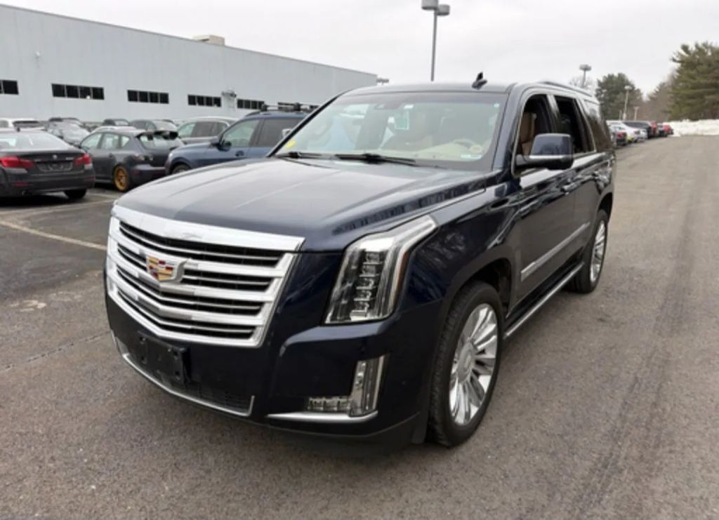 2018 CADILLAC Escalade