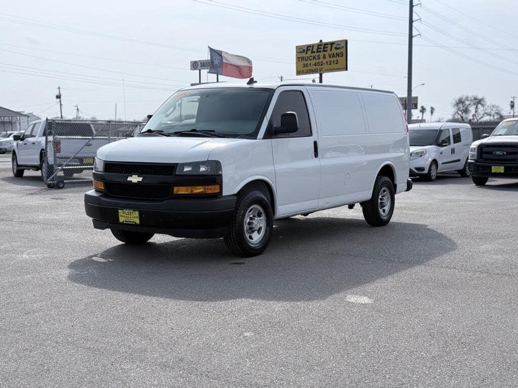 2020 CHEVROLET Express