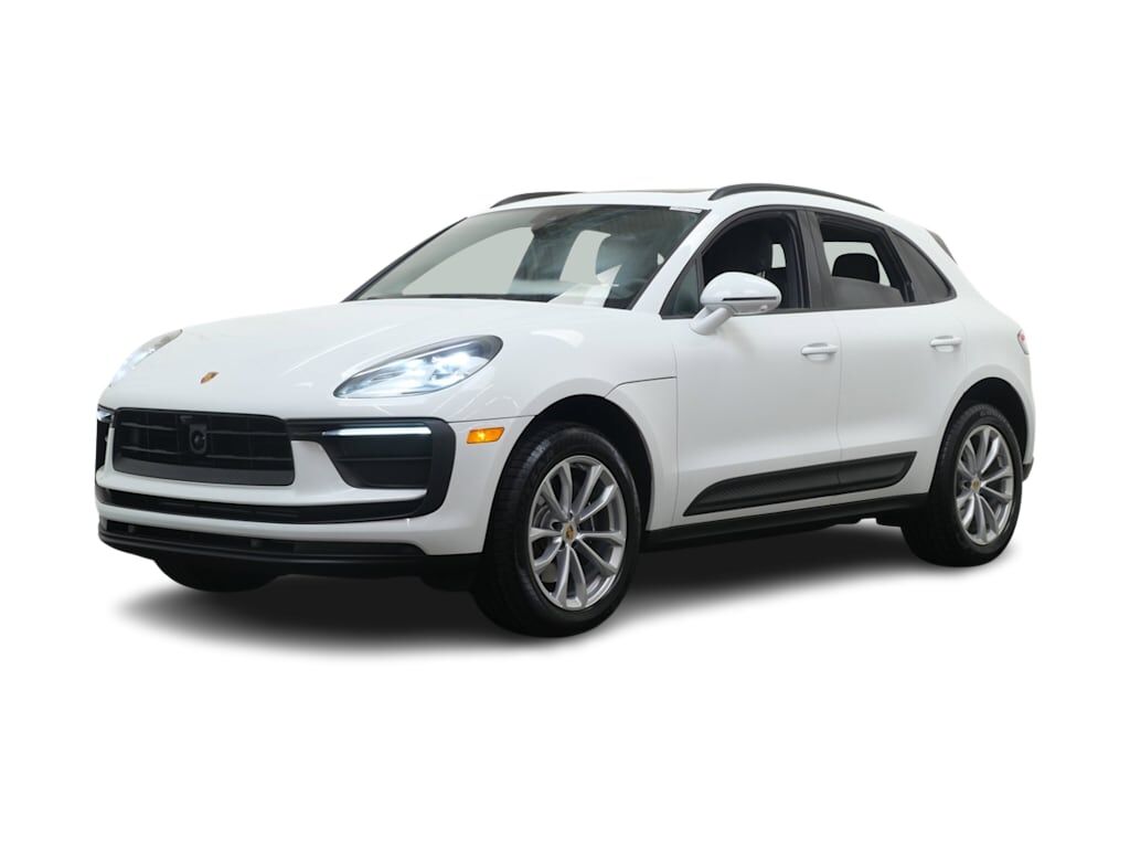 2026 PORSCHE Macan