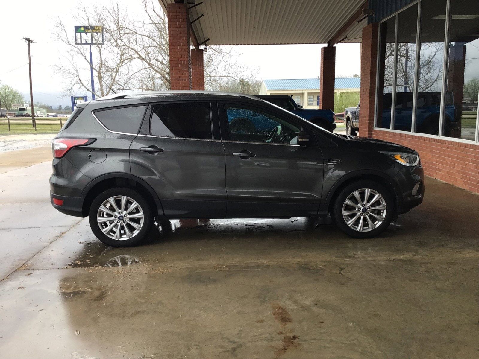 2017 FORD Escape