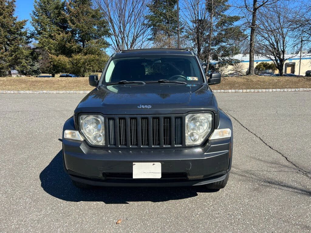 2011 JEEP Liberty
