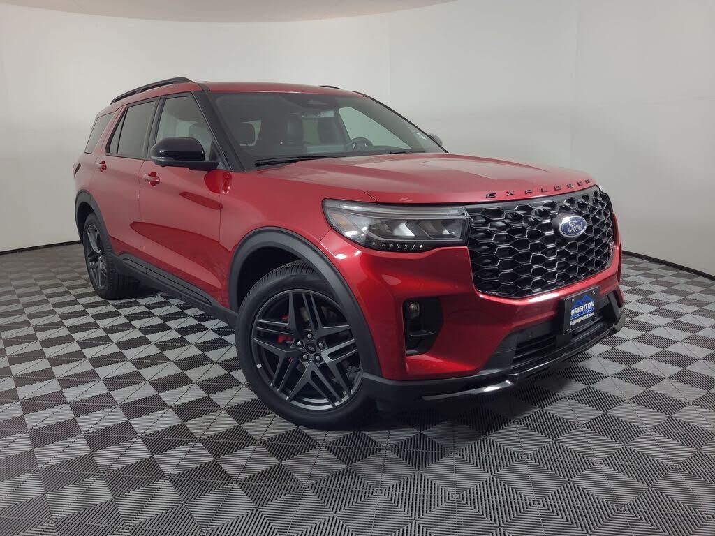 2025 FORD Explorer