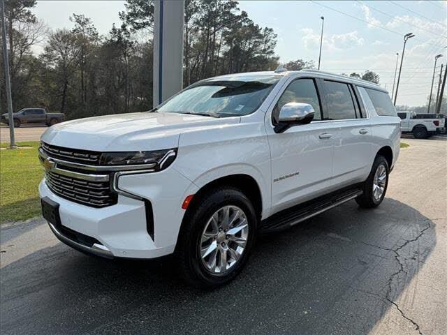 2023 CHEVROLET Suburban