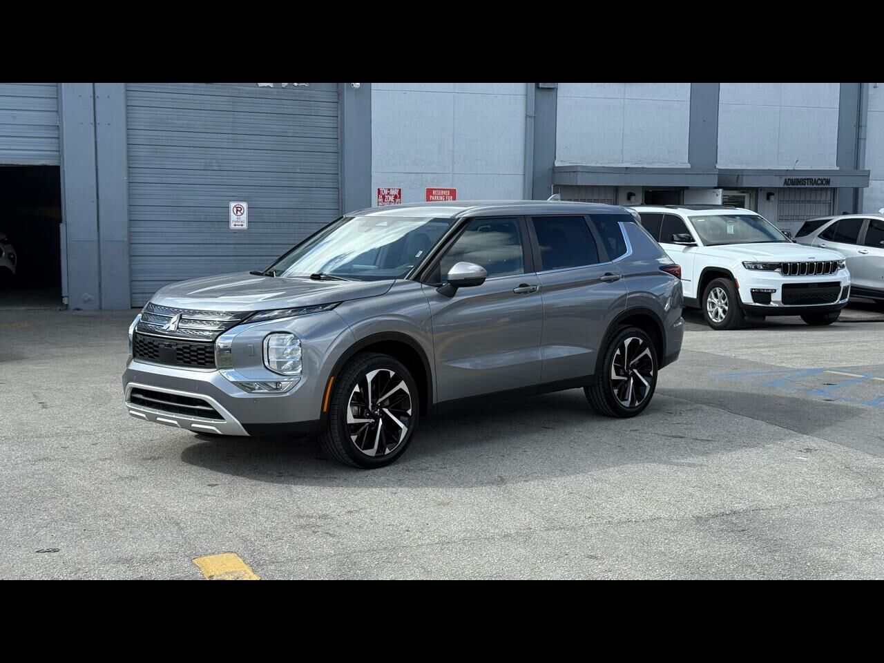 2024 MITSUBISHI Outlander