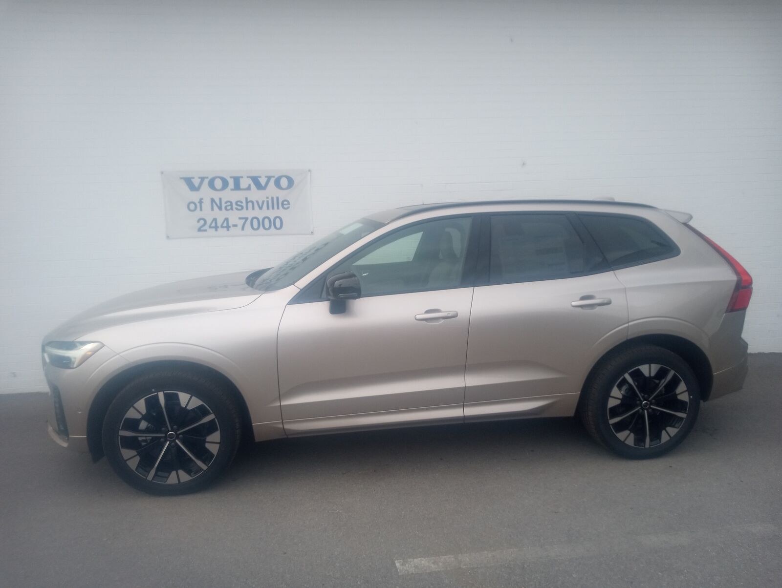 2026 VOLVO XC60