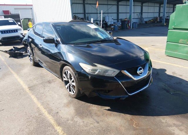 2017 NISSAN Maxima