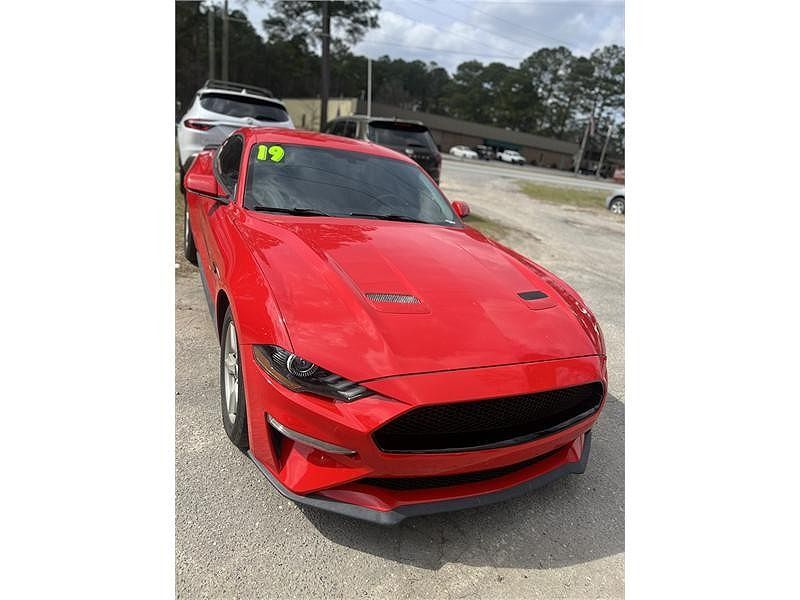 2019 FORD Mustang