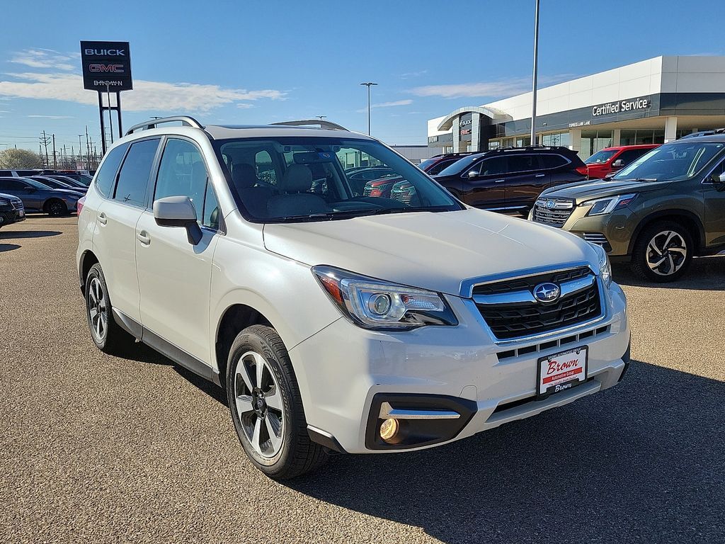 2018 SUBARU Forester