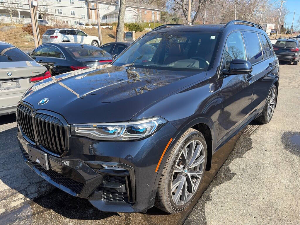 2021 BMW X7