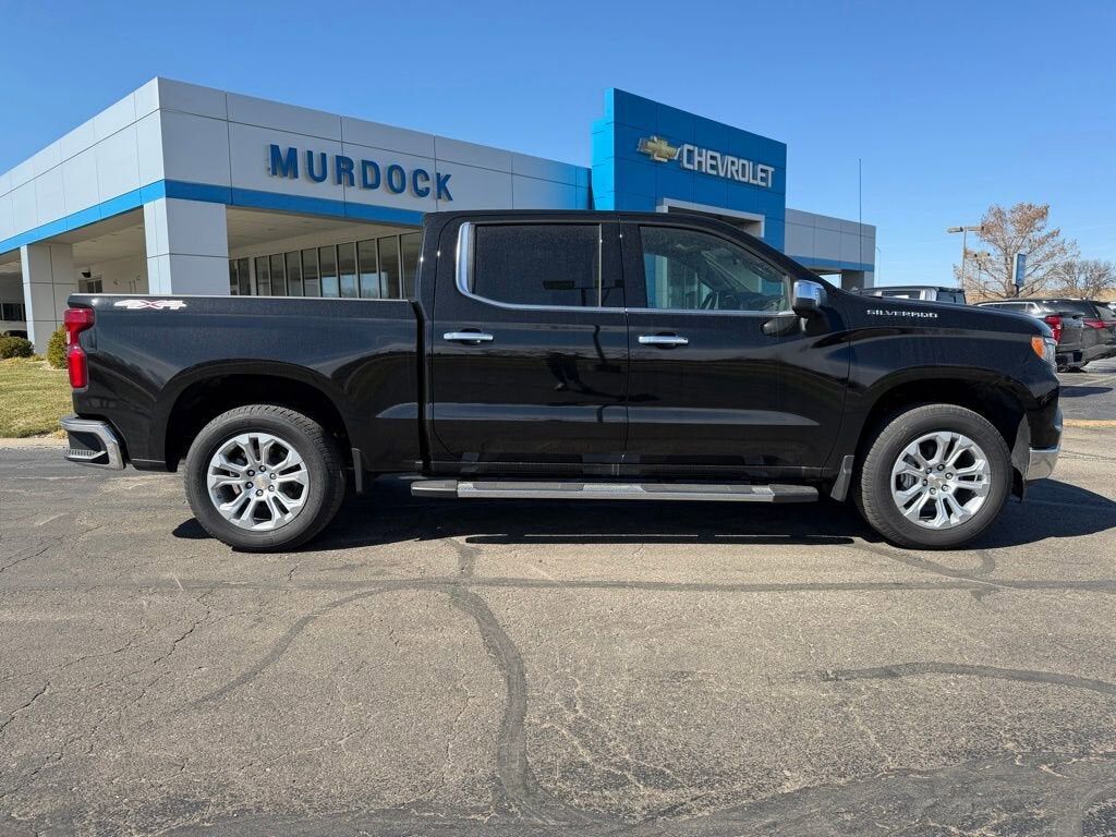 2026 CHEVROLET Silverado