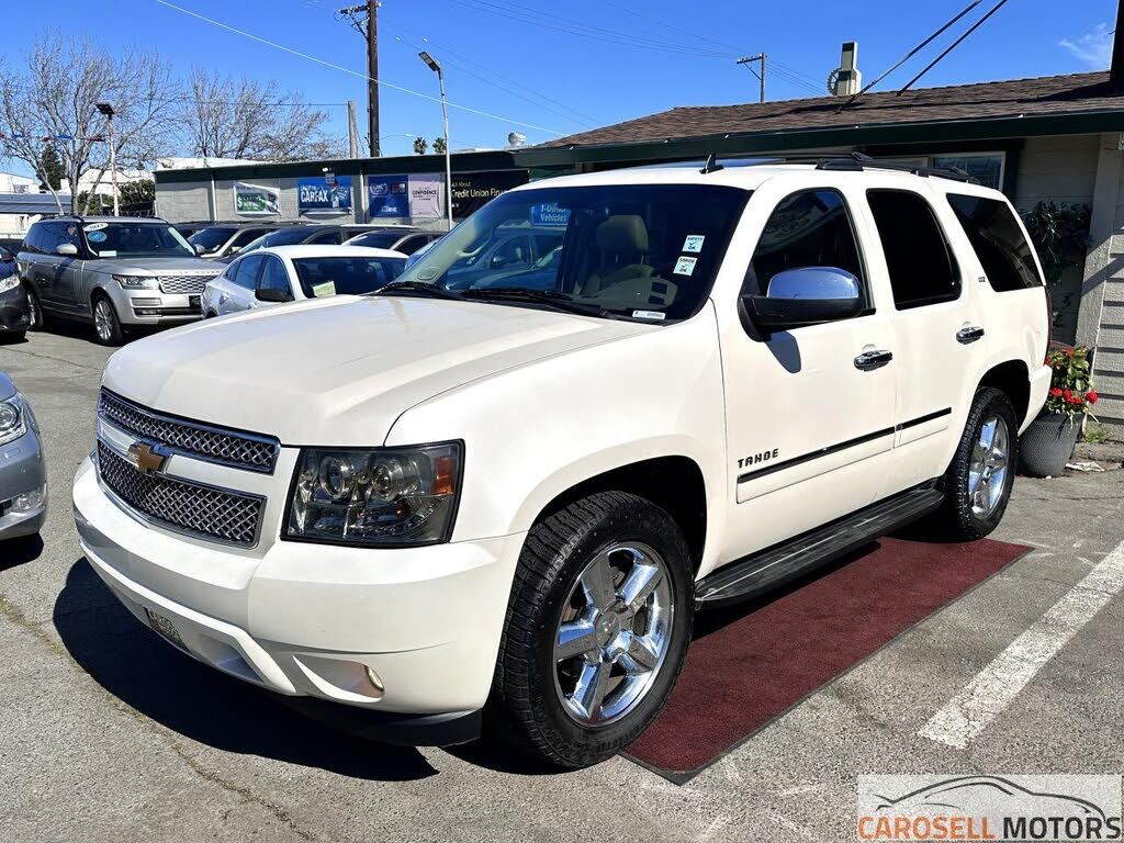2013 CHEVROLET Tahoe